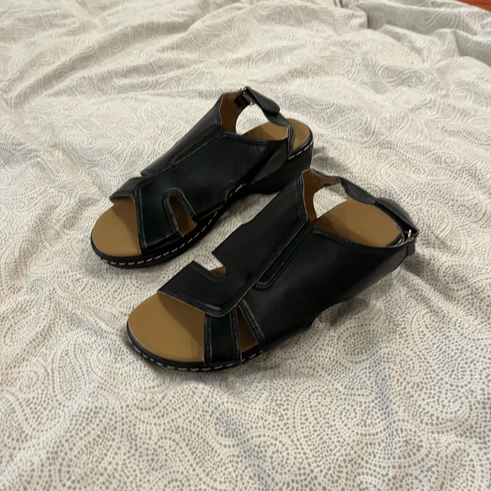 Womens shoes